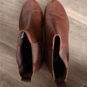 Women’s Brown Chelsea Boots - Classic Slip-On Ankle Boot